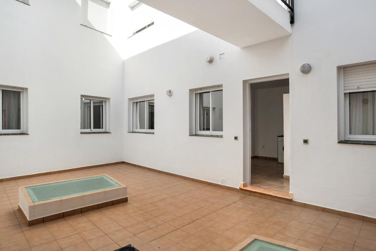 Apartamento Perez Zara 3 コニル・デ・ラ・フロンテラ エクステリア 写真