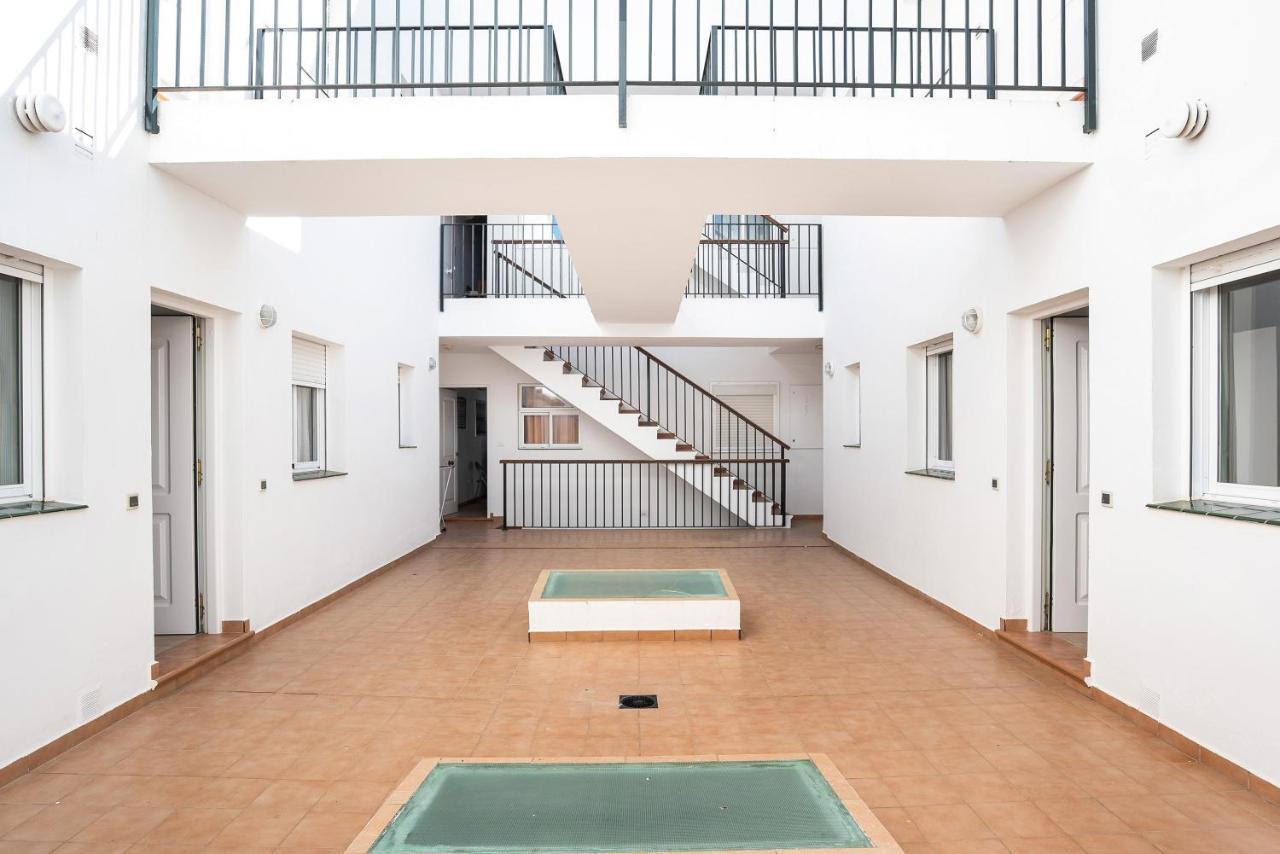 Apartamento Perez Zara 3 コニル・デ・ラ・フロンテラ エクステリア 写真